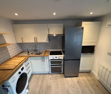 The Burrows, Leys Lane, Meriden - Photo 3