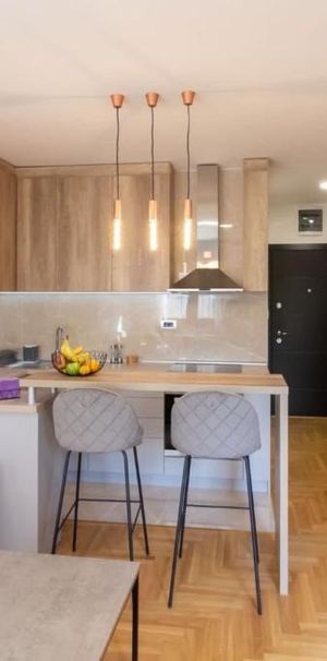 Garsoniera de inchiriat Tractorul - Fotografie 1