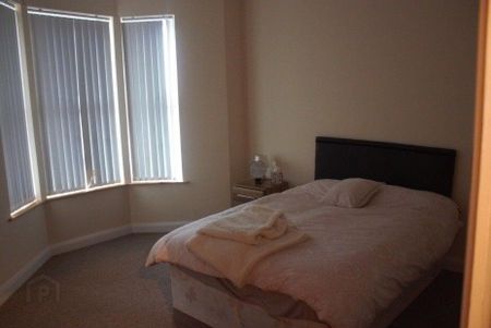 39 Ulsterville Gardens, Lisburn Road, Belfast, BT9 7BA - Photo 2