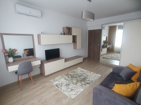 Închiriez garsonieră, București, sector 6, Grozavesti, mobilat / utilat, decomandat, 43mp, etaj 3 - Fotografie 2