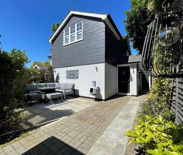 Barnway, Englefield Green, Egham, TW20 - Photo 5