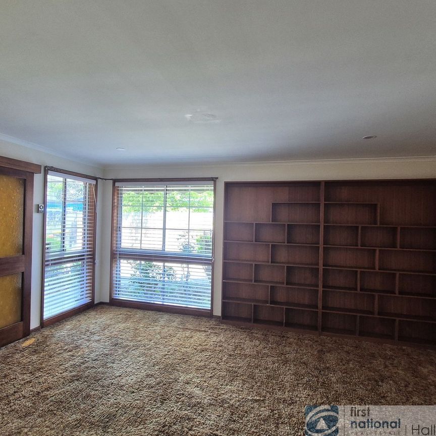 Immaculate Home for Rent in the Heart of Dandenong - Photo 1