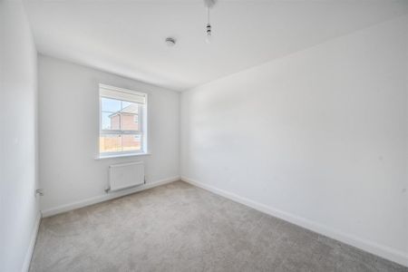 4 bedroom townhouse to rent - Photo 2