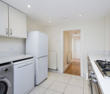 1 bedroom flat to rent Ashford Road - Photo 1