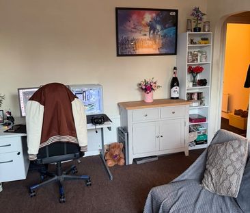 1 Bed Flat, Aylestone Road, LE2 - Photo 2