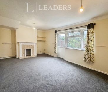 3 bedroom house to rent Stanley Road, Clacton-on-Sea, CO15 - Photo 1