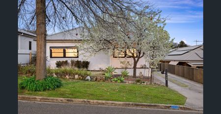 Location location location - 4Br Home - central Albury. - Photo 4