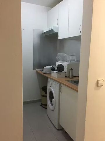 Plaza de la Puerta del Sol, Madrid, Community of Madrid 28013 - Foto 2