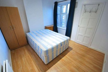 Western Avenue, Acton, London, W3 - Photo 4