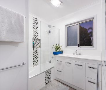 164 Juers Street, Kingston QLD 4114 - House For Rent - $600 | Domain - Photo 2