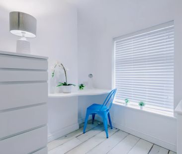 5 Bed 2 Bath - Photo 5