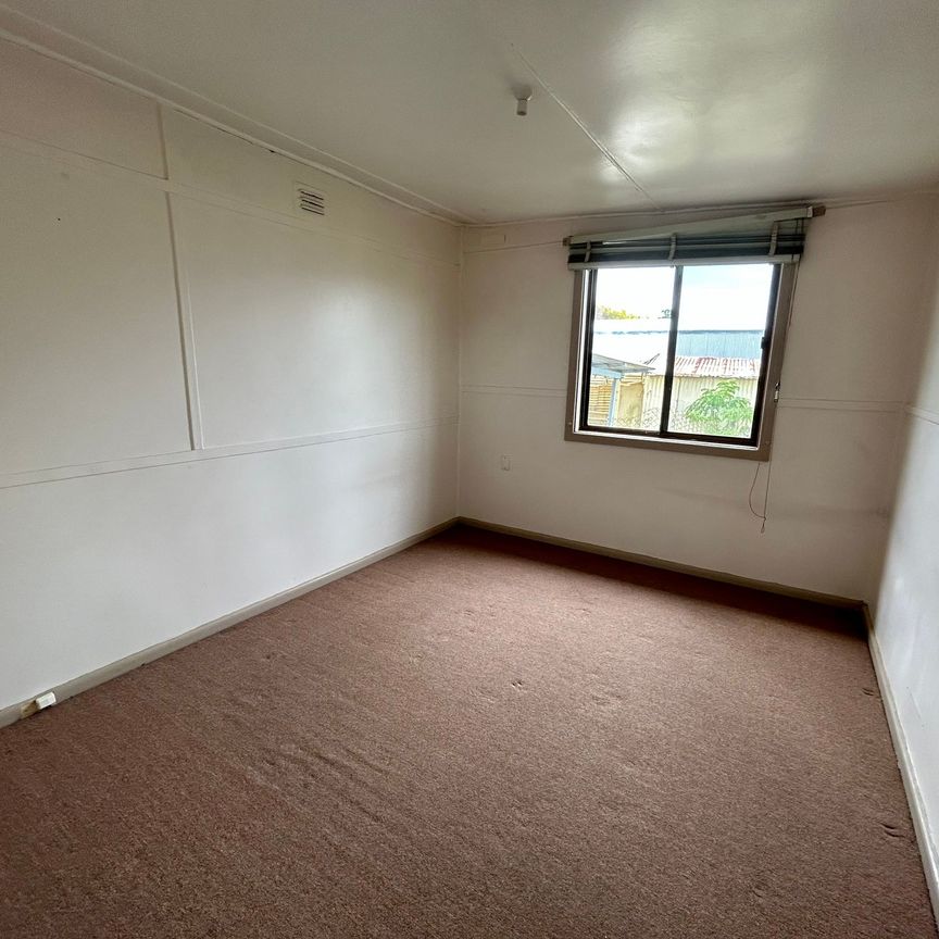 Perfect Central Location - Photo 1