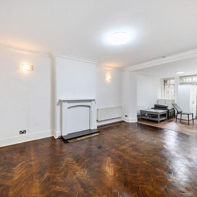 6 bedroom house to rent - Photo 1
