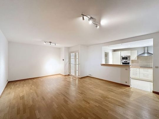 Appartement te huur - Photo 1