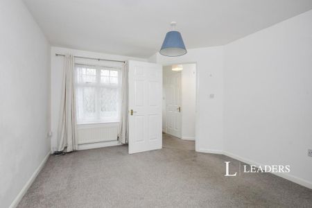 2 bedroom terraced house to rent - Photo 4