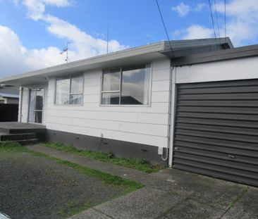Three Bedroom On Breckons Ave - Photo 6