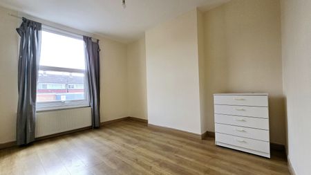 Fernlea Road, Mitcham - Photo 4