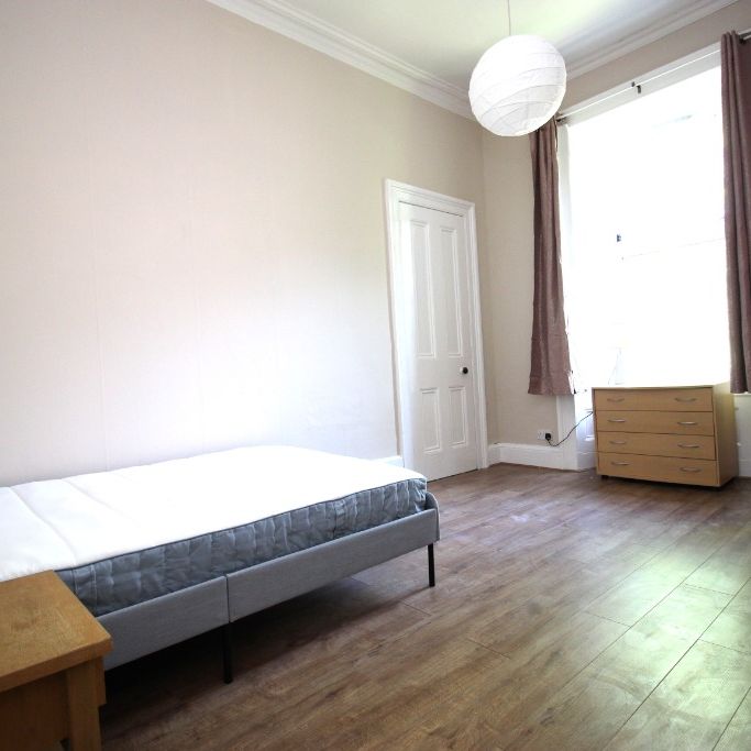 Kersland Street, Hillhead, Glasgow, G12 8BW - Photo 1