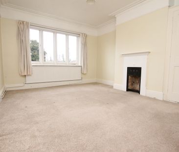 1 bedroom maisonette to rent Limes Road, Weybridge, KT13 - Photo 1