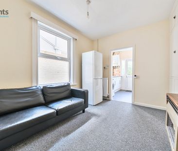 5 bedroom terraced house to rent - Photo 1