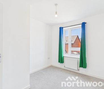 3 bedroom semi-detached house to rent - Photo 4