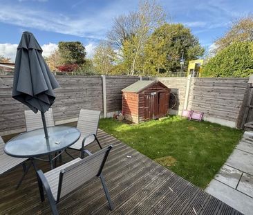 3 Bedroom End Terrace Available Arranging tenancy - Photo 3