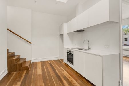 101/93 Burwood Road Hawthorn VIC - Photo 4