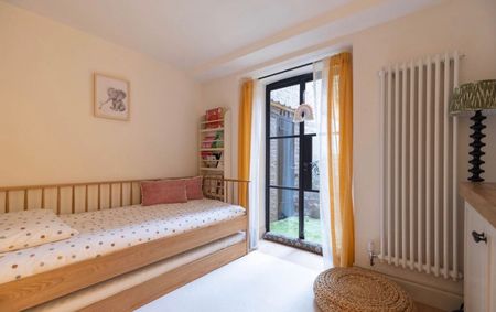 4 Bed Maisonette, St Stephen's Gardens, W2 - Photo 3