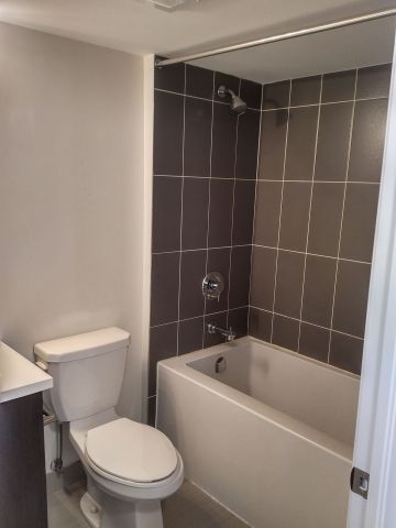 For Lease - 80 Orchid Place Drive Unit# 309, Toronto, Ontario - Photo 3