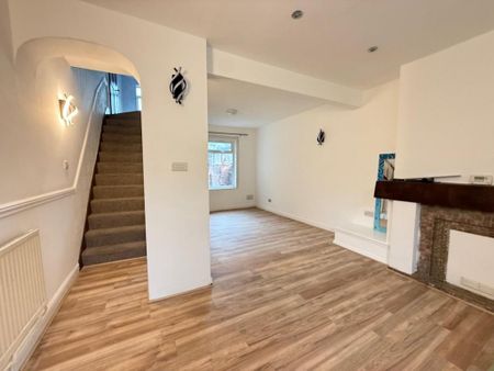 2 bedroom end of terrace house to rent - Photo 5