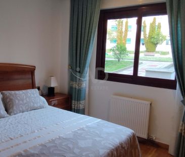 Piso de alquiler en Avenida Santiago Madrigal 13, 13, Rollo - Puent... - Photo 2