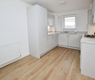 2 bedroom flat to rent - Photo 6