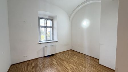 Residieren im Schloss! Haus 2 Top 9! - Photo 2