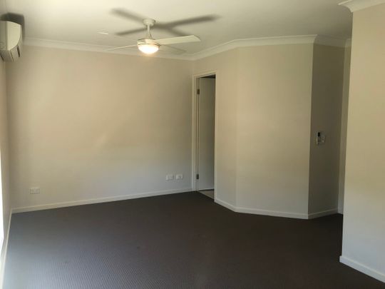 Modern, Centrally Located Townhouse – Available Soon! - Photo 1