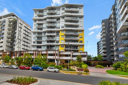 Resort Style all year round! - Photo 5