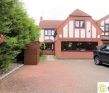 The Oaks, Wylde Green, Sutton Coldfield, West Midlands, B72 - Photo 1