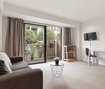 GROUND FLOOR ONE BEDROOM APARTMENT - Photo 5