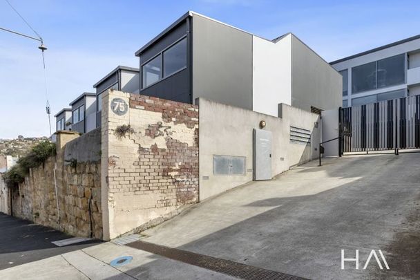 13/75 Warwick St, Hobart - Photo 1