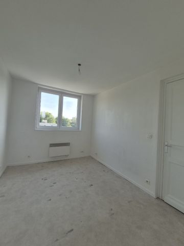 Location Appartement 2 pièces 50m² LILLE 59000 - Photo 4