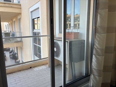 Location Appartement 2 pièces 50m² AIX EN PROVENCE 13100 - Photo 4