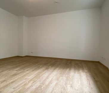 *** Altbauliebhaber aufgepasst! 2 Zimmer + Wohnküche + Mansarde! *** - Photo 3