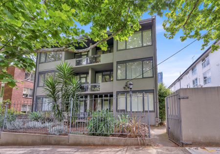 11/15 Rockley Road, South Yarra VIC 3141 - Apartment For Rent | Domain - Photo 3