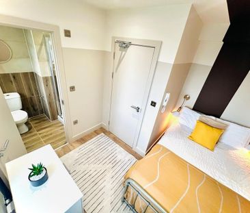 Room in a Shared House, London, SW20 - Photo 5