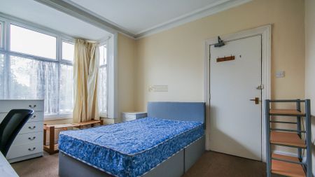 36 Oak Tree Lane - Photo 5