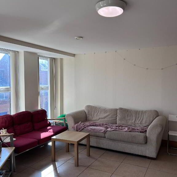 Unit 8, 50 College Park Avenue, Belfast, BT7 1LR - Photo 1