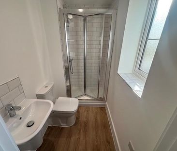 4 bedroom detached house to rent - Photo 5