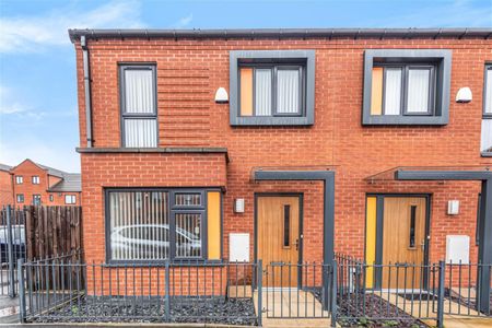 Blodwell Street, Salford, M6 5RX - Photo 2