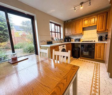 2 bedroom semi-detached house to rent - Photo 6