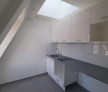 location Appartement T2 DE 51.1m² À PARIS - Photo 1