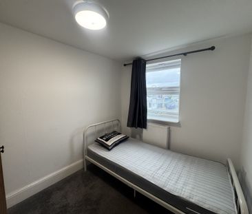 Bicester Road, Aylesbury - Photo 4